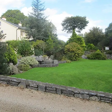 Neidin House Bed and Breakfast