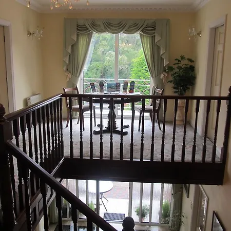 Bed and Breakfast Neidin House