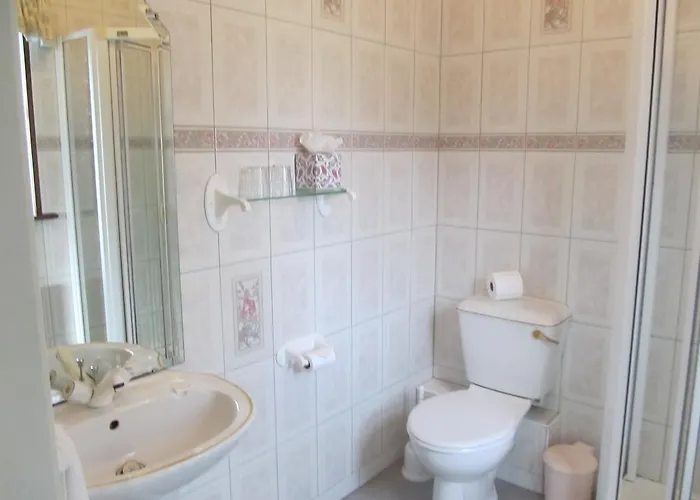 Neidin House קנמארה