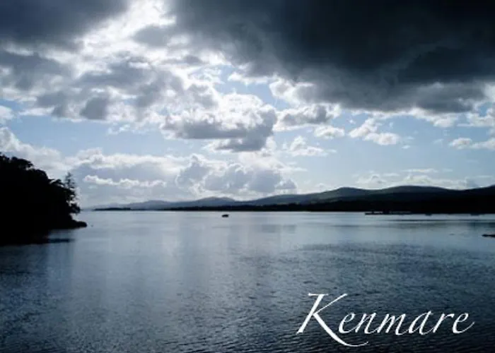 לינה וארוחת בוקר Neidin House